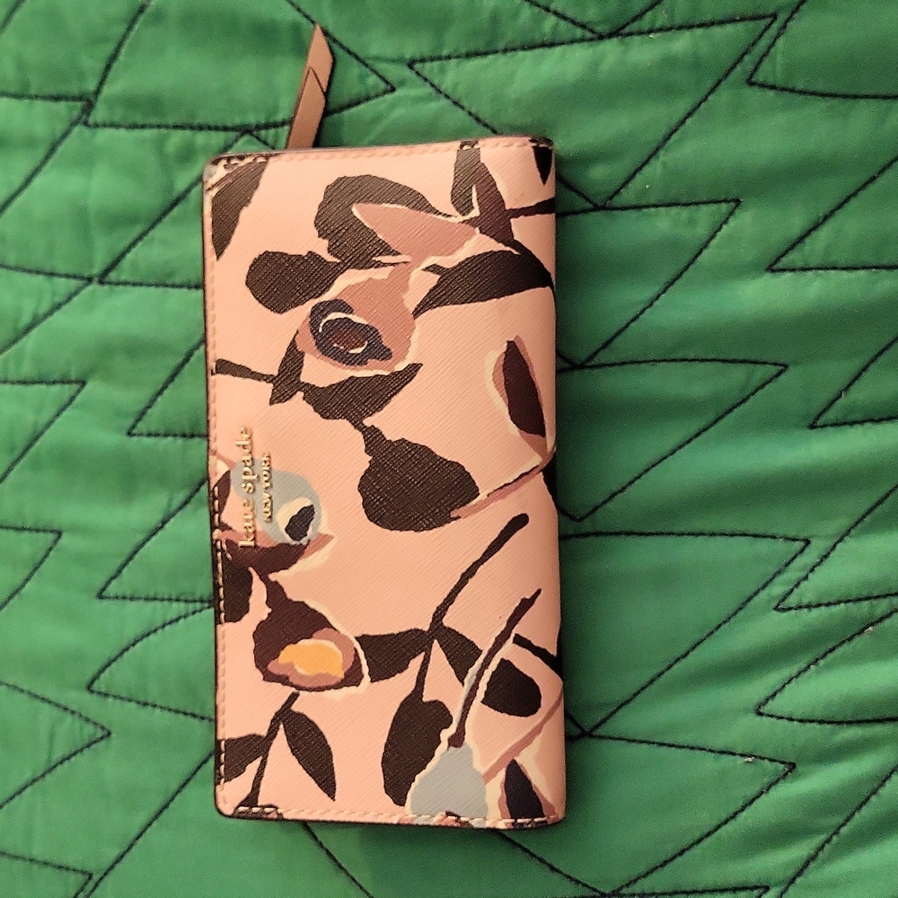 Kate Spade Pink Floral Wallet